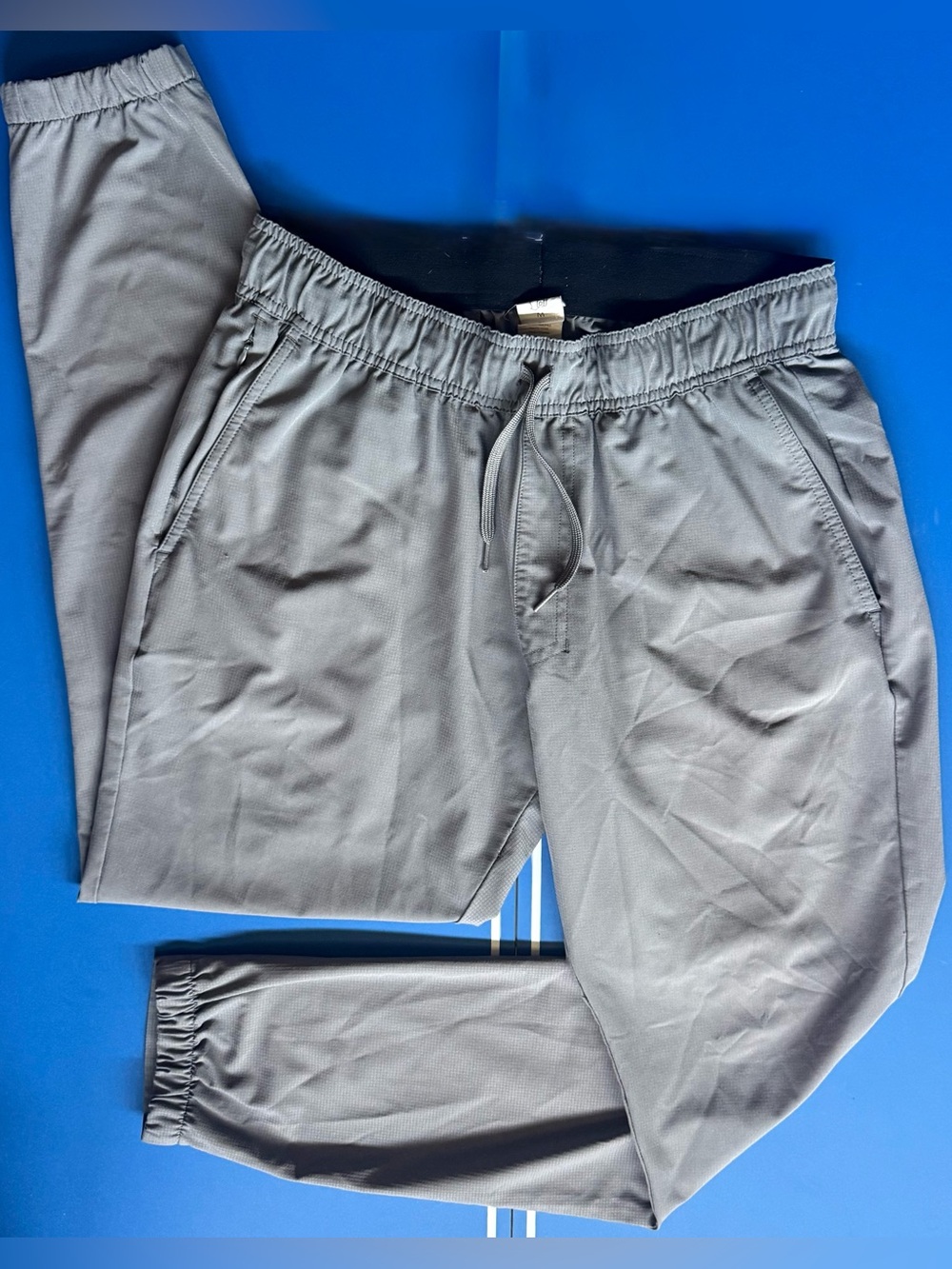 TravisMathew Travel Pant 2.0 Performance Joggers Men’s M Gray 1MU430